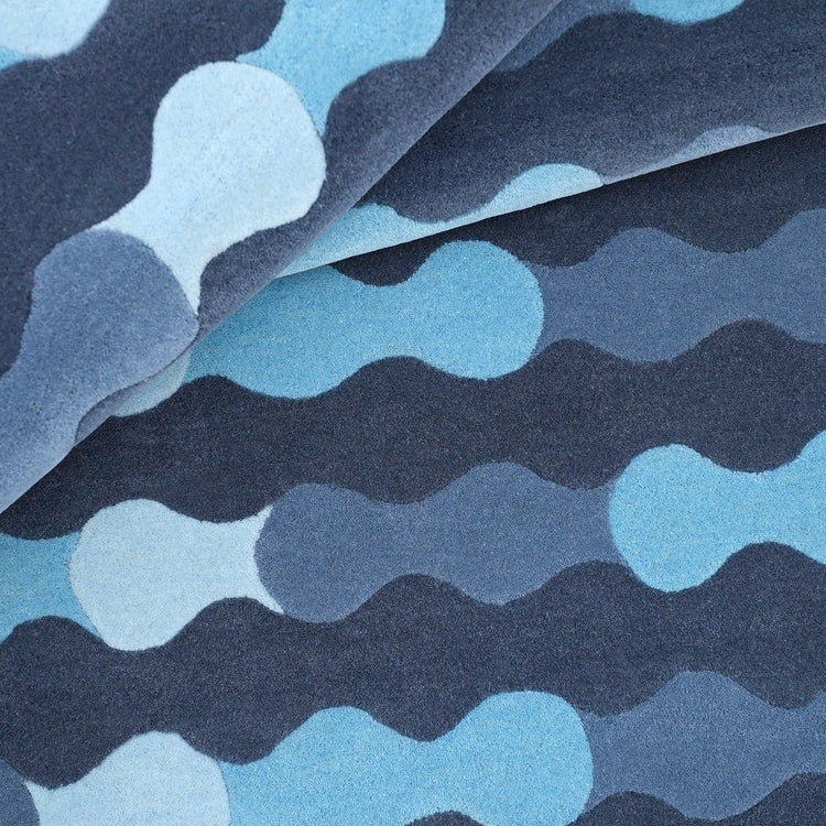 Merging Circles Blue