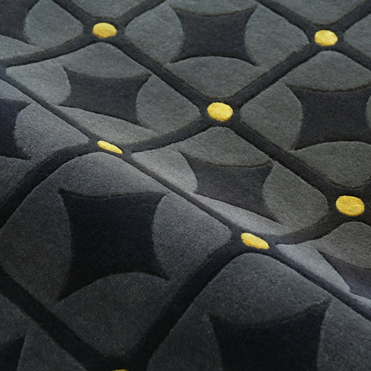 Round Dots Black