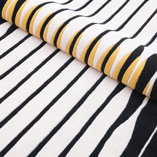 Vesica Black Rug